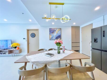 Cho thuê căn 3PN 122m2 The Sóng mã 34.19 view biển